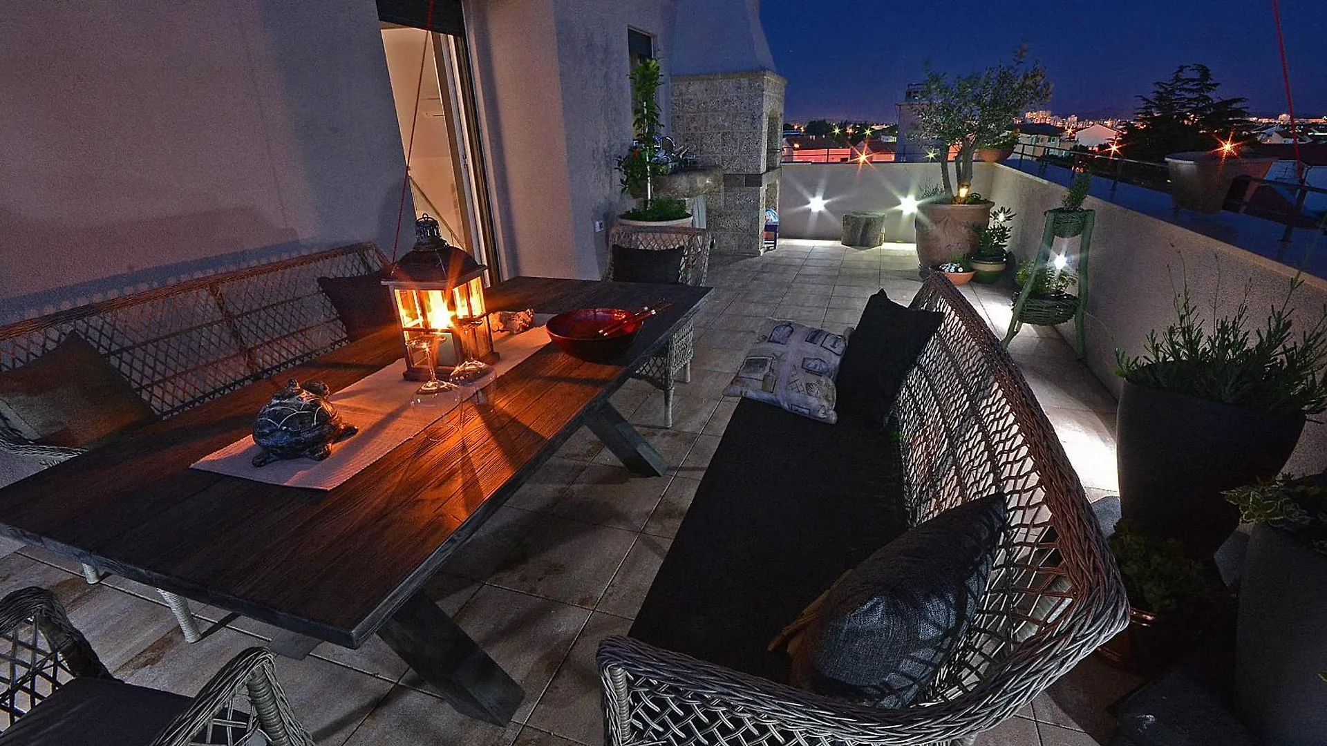 Apartment Garden Terrace